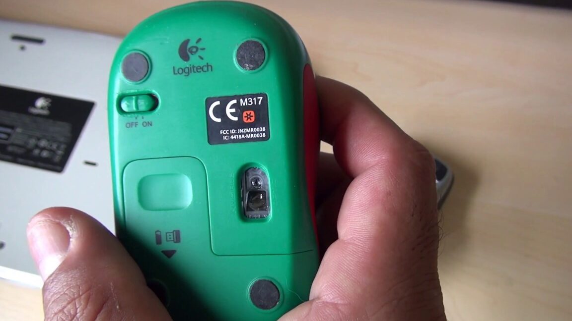 ️Cómo conectar un ratón Logitech por Bluetooth【 ️】ProyectoFactoria